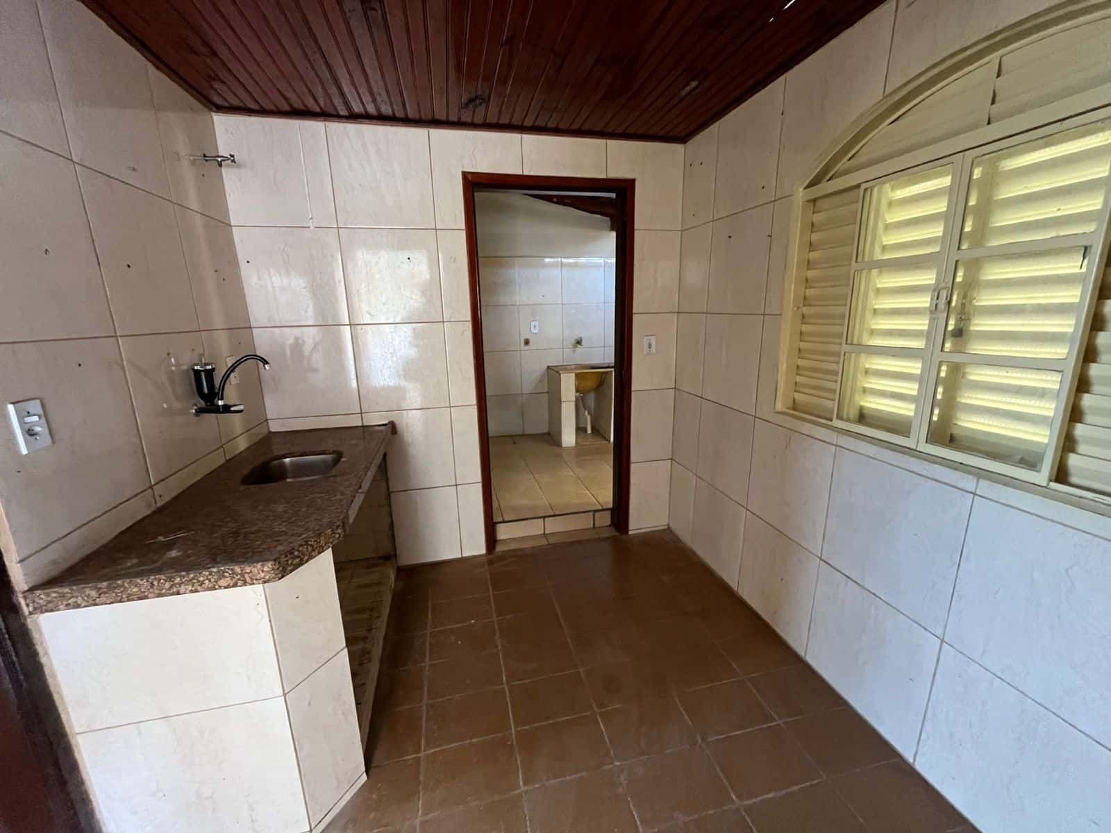 CASA 3 QUARTOS NO SETOR PEDRO LUDOVICO