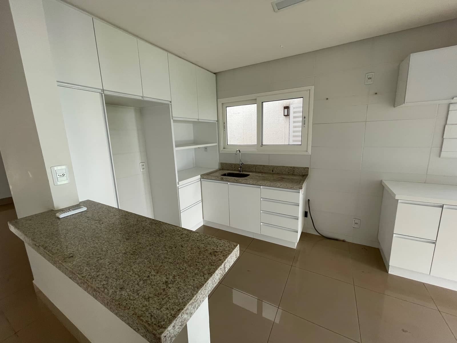 Sobrado 3 suítes Eurohouse