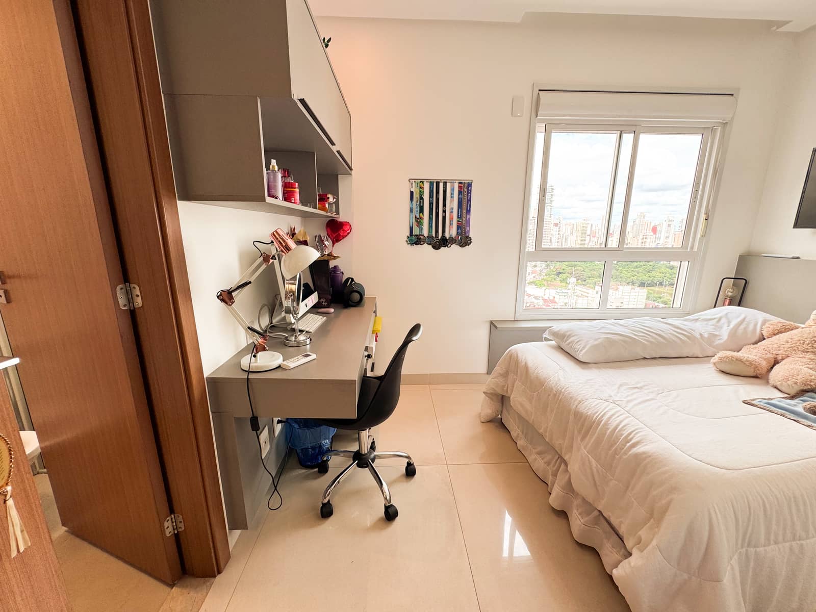 apartamento na T35 no setor Bueno .