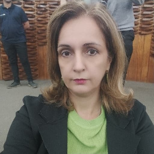 ADRIANA FERNANDES BRANDAO