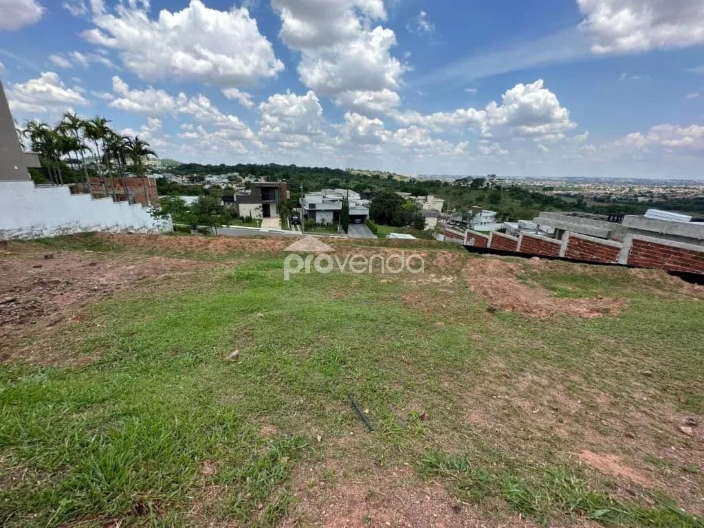 LOTE ÁREA 828m² - VISTA DEFINITIVA - CONDOMÍNIO DO LAGO - GOIÂNIA/GO