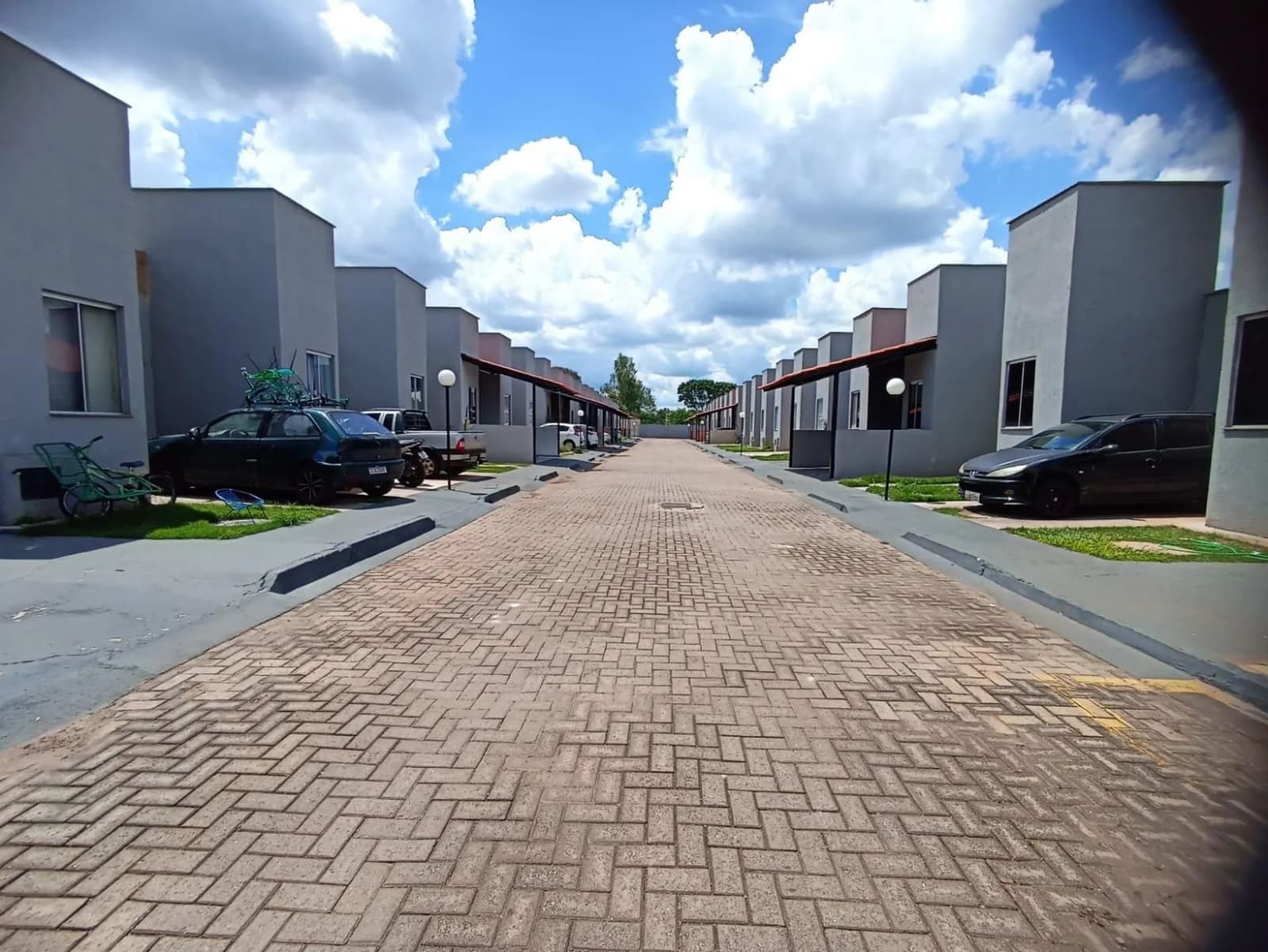 CASA - ÁREA 104m² - 2 QUARTOS (1 SUÍTE) - RESIDENCIAL VILLA IMPÉRIO - GOIÂNIA/GOSETOR MANSÕES PARA