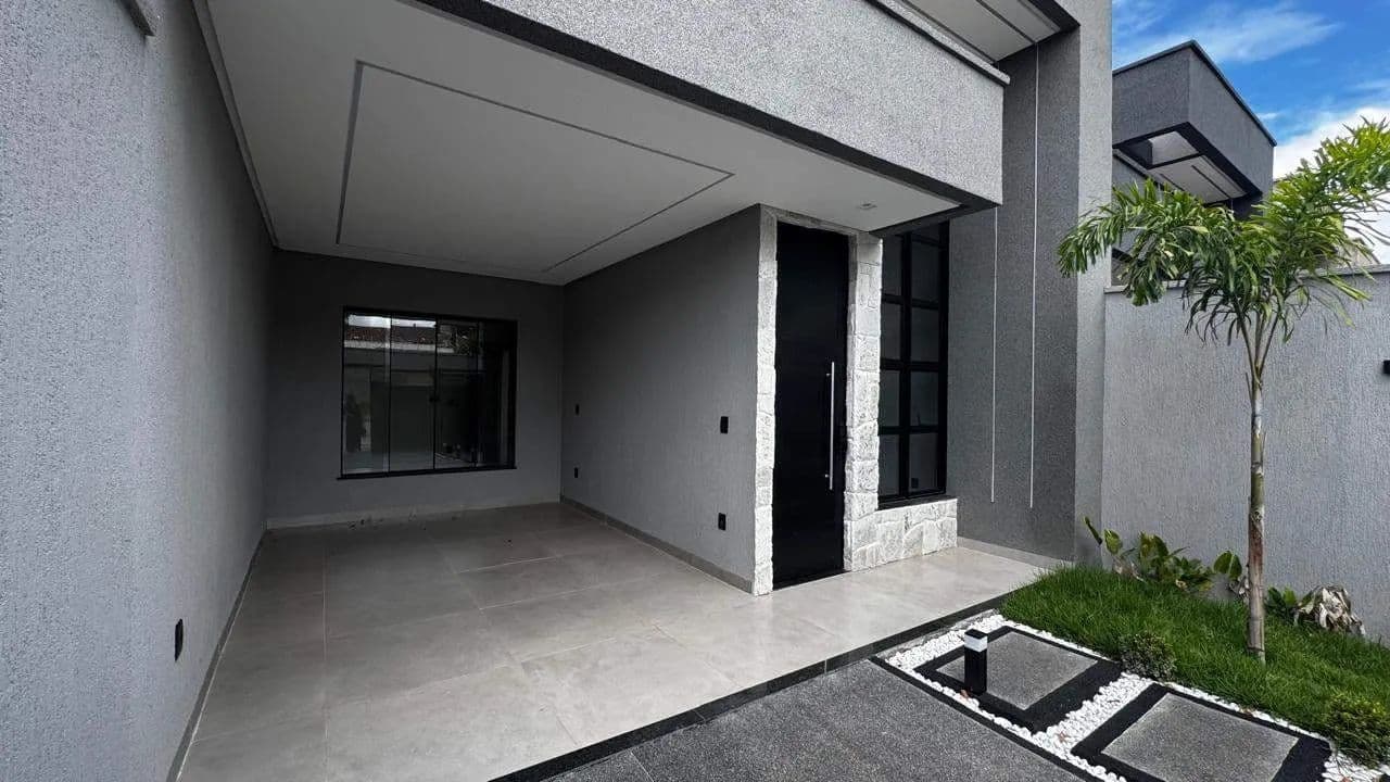 CASA - 3 QUARTOS (1 SUÍTE) - ÁREA 130M² - JARDIM HELVÉCIA - APARECIDADE DE GOIÂNIA/GO