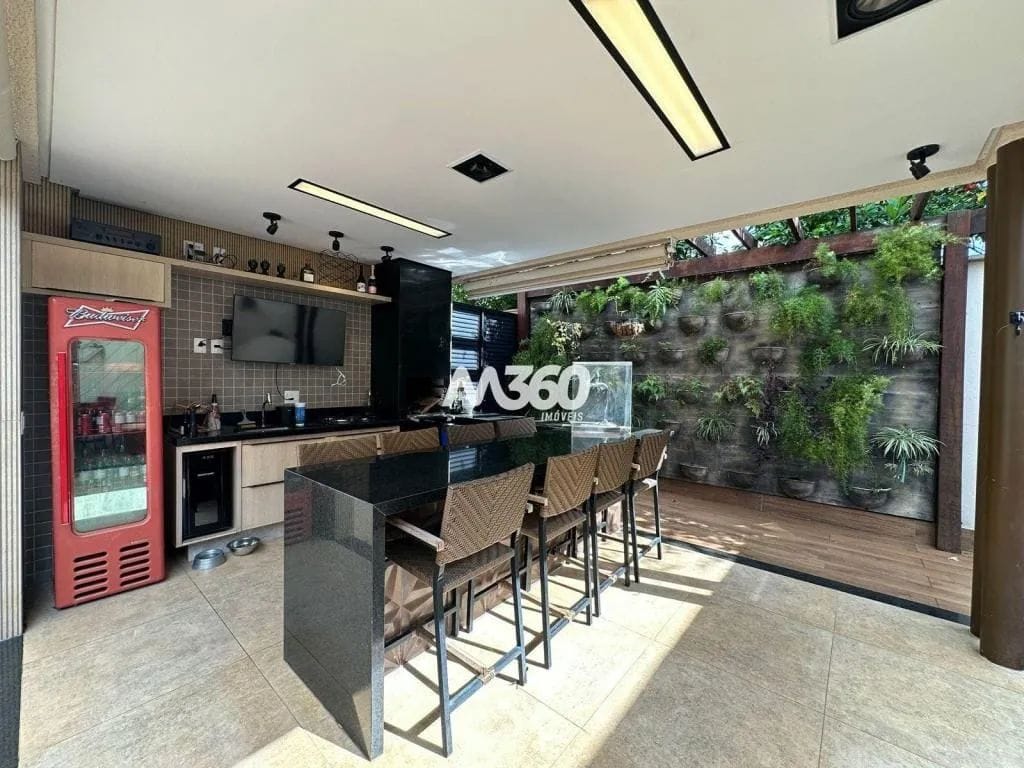 SOBRADO 03 SUÍTES - JARDINS VIENA - 04 VAGAS  268m² PRIVATIVO