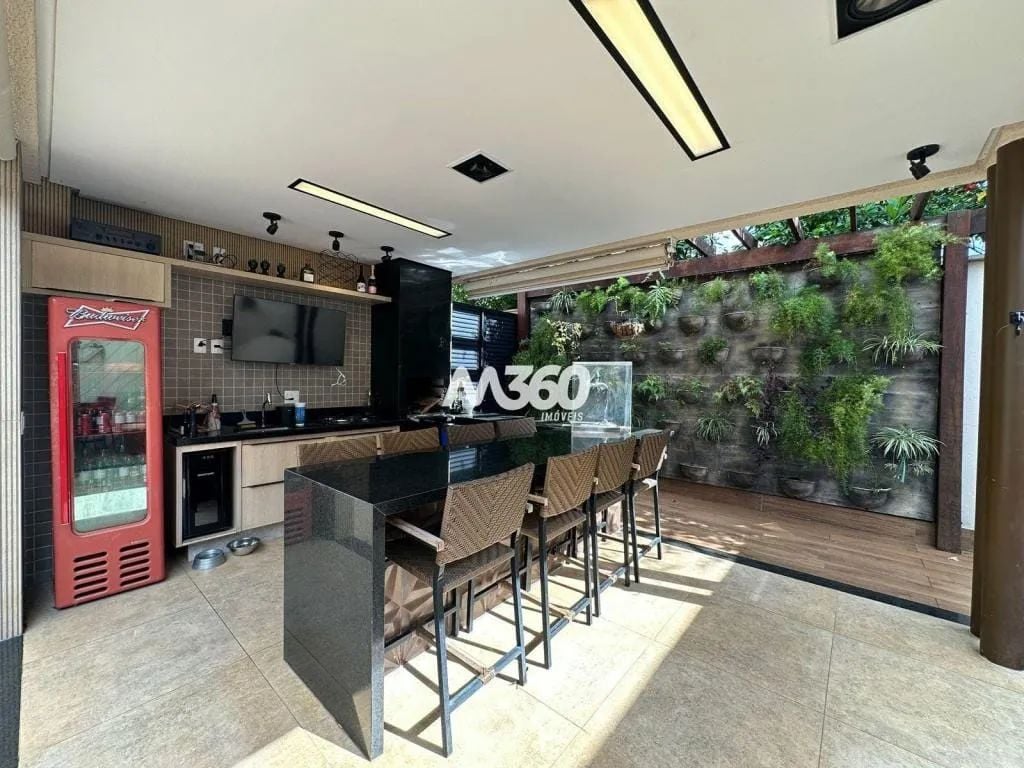 SOBRADO 03 SUÍTES - JARDINS VIENA - 04 VAGAS  268m² PRIVATIVO