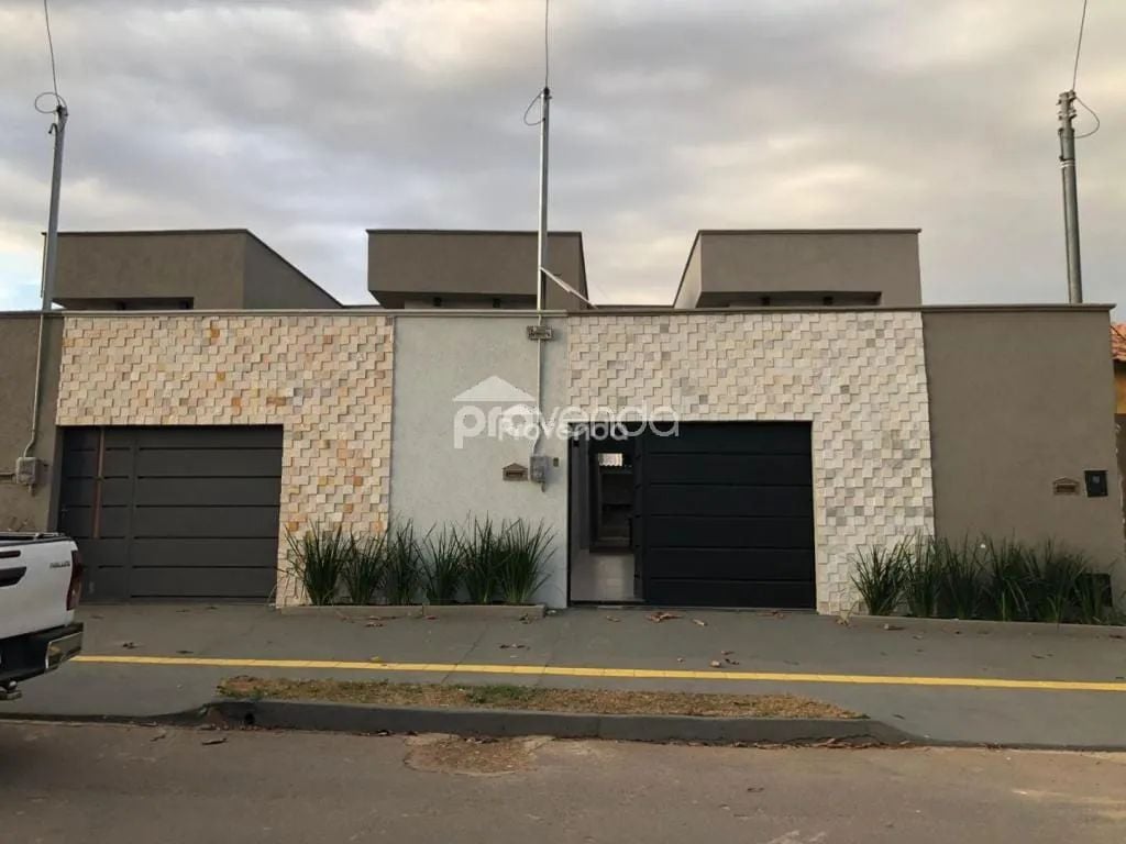 CASA 3 QUARTOS SENDO 1 SUÍTE NO JARDIM HELVECIA, APARECIDA DE GOIÂNIA-GO