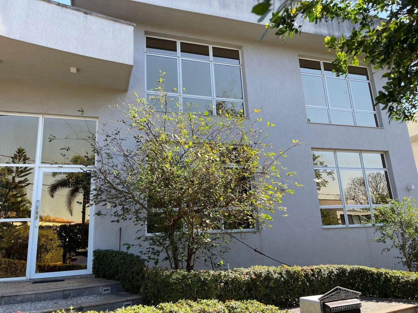 SOBRADO - 5 SUÍTES - ÁREA 497m² - CONDOMÍNIO PORTAL DO SOL II - GOIÂNIA/GO