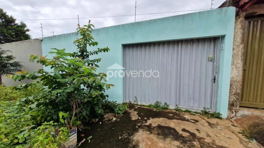 CASA DE 03 QUARTOS, VILA JARDIM POMPÉIA.